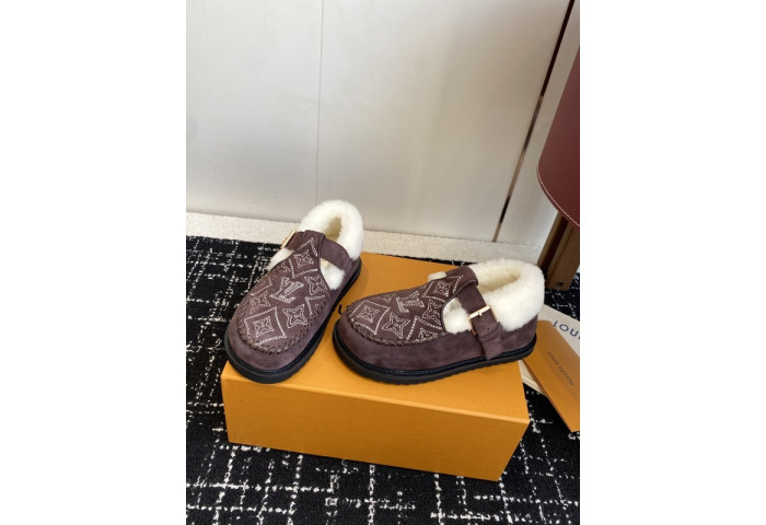 LOVT SNEAKER lv-449