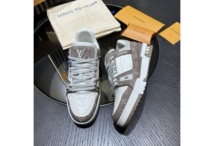 LOVT SNEAKER lv-491