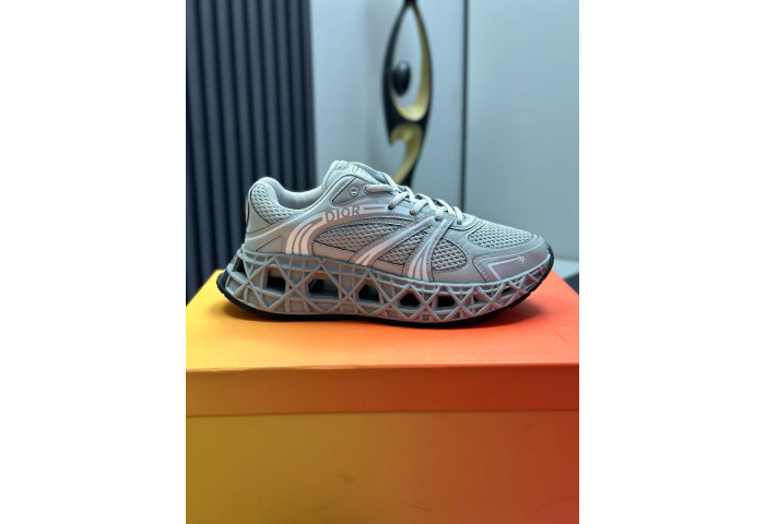 DR B35 LOW-TOP SNEAKERS DR-179