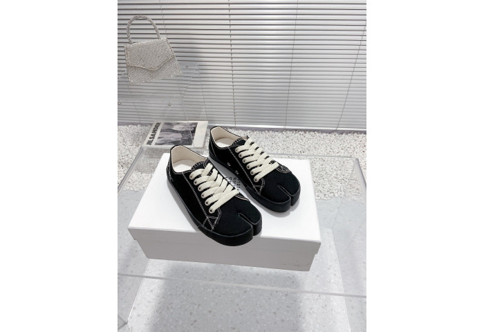 MM SHOES MMS-49