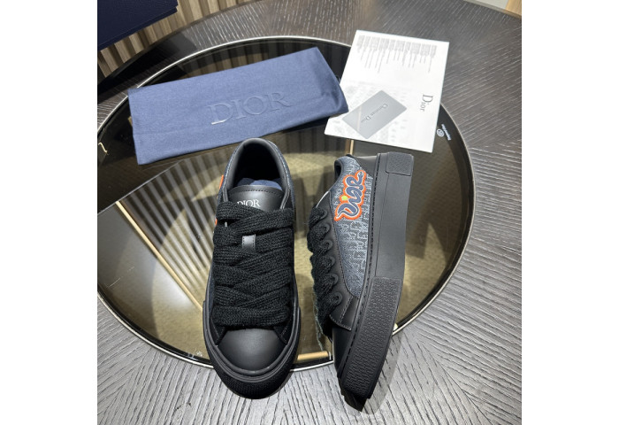 DR B33 LOW-TOP SNEAKERS DR-92