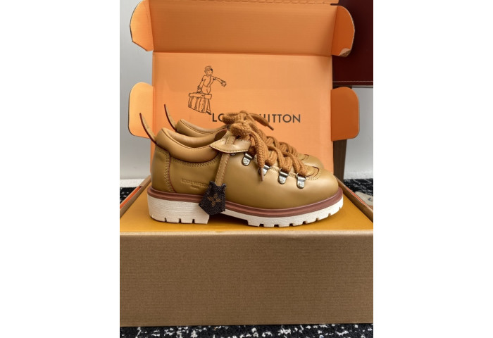 LOVT SNEAKER lv-413