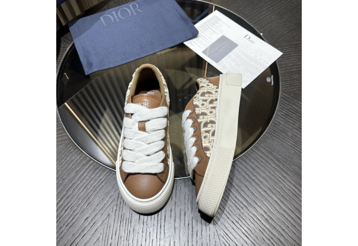 DR B33 LOW-TOP SNEAKERS DR-110