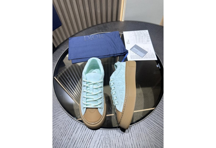 DR B33 LOW-TOP SNEAKERS DR-118