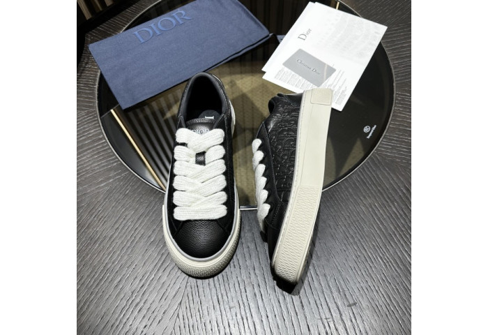 DR B33 LOW-TOP SNEAKERS DR-113
