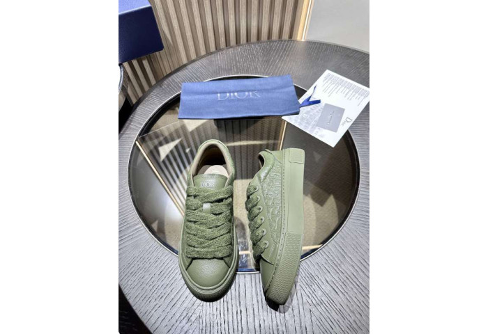 DR B33 LOW-TOP SNEAKERS DR-121