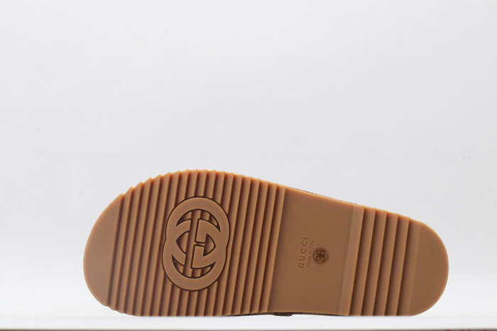 guc sandal