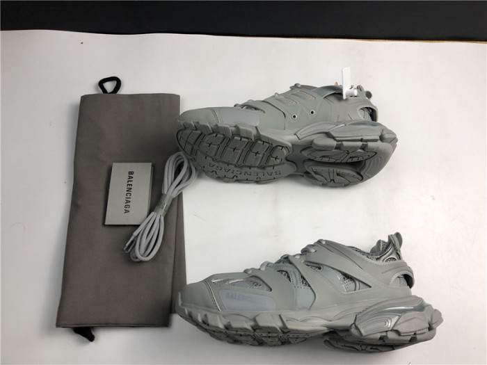 bl tess s. gomma trek low sneakers gray 032206