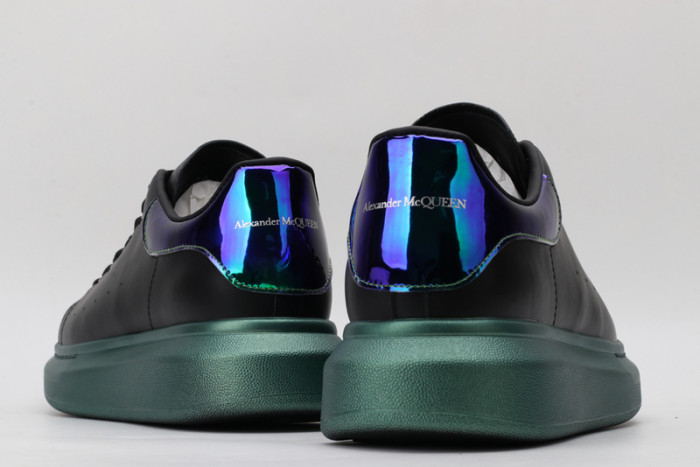 alex mcqu sneakers