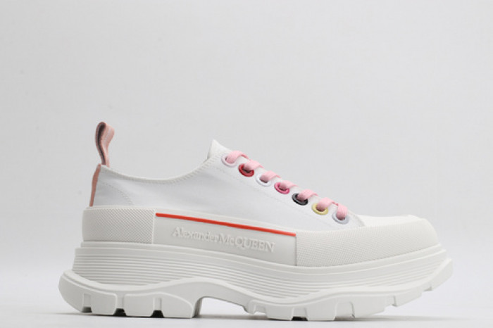 alex mcqu sneakers 112622