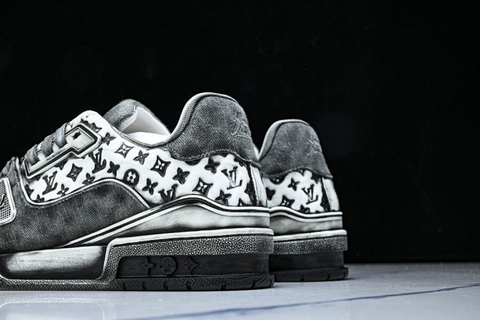 LOVT SNEAKER lv-553