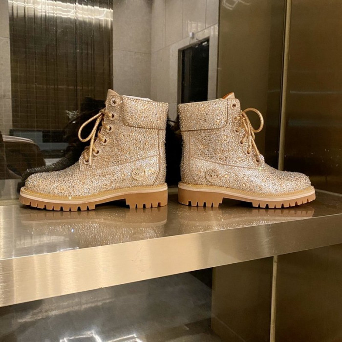 Timb**1*nd boots