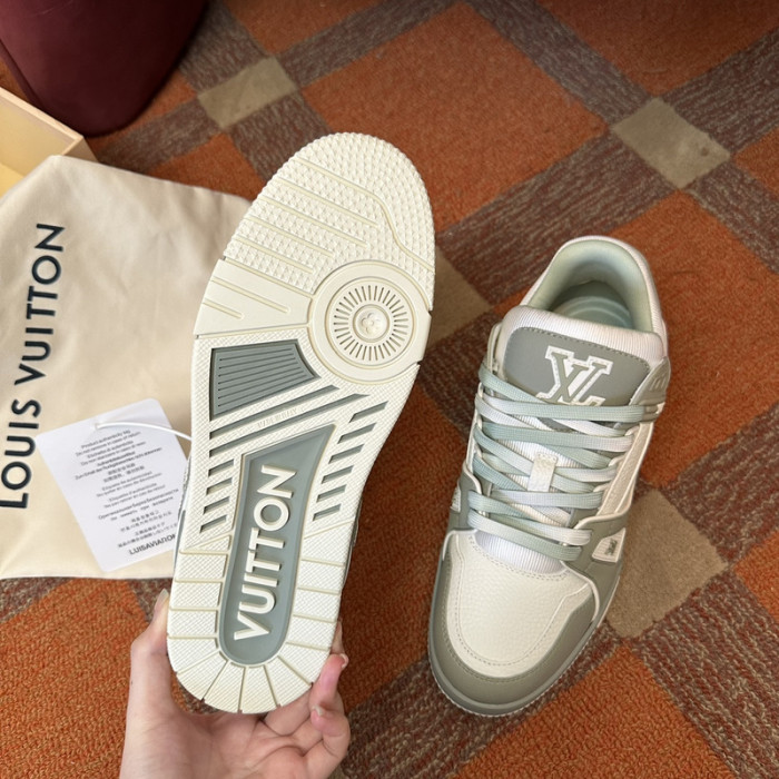 LOVT SNEAKER lv-200