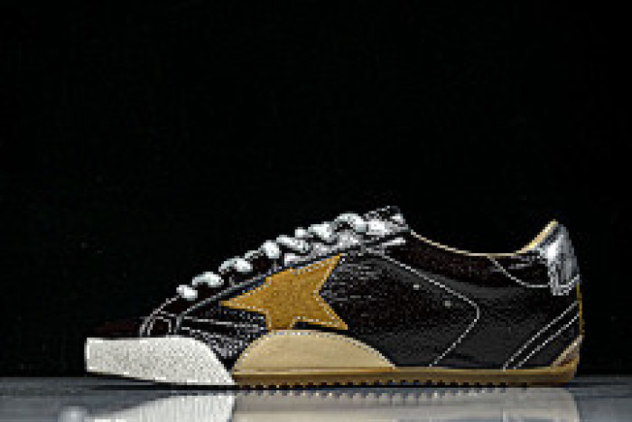 GGDB SNEAKERS 120249