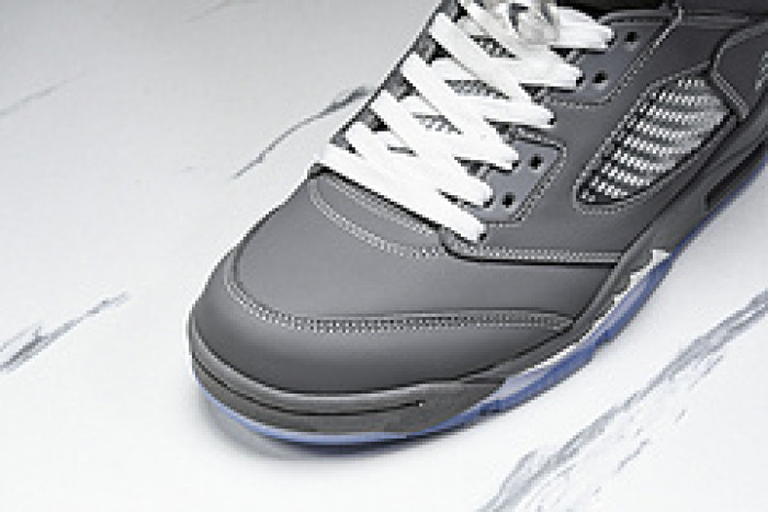 Jordan 5 Retro 