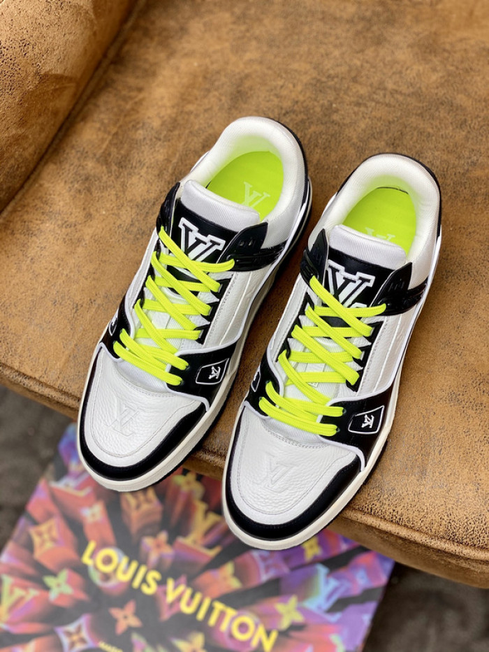 lovt sneaker