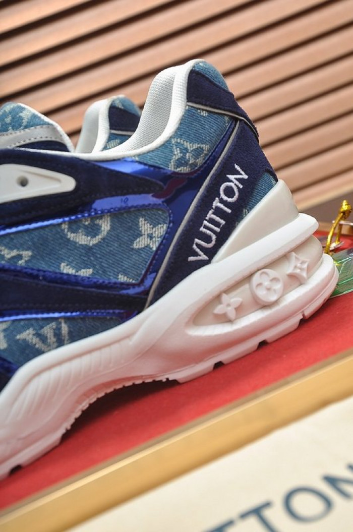 lovt sneaker