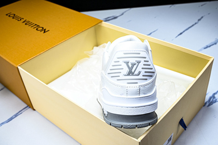 LOVT SNEAKER lv-502