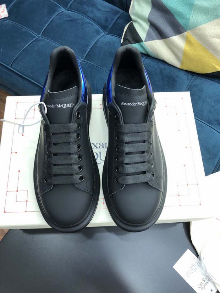 alex mcqu sneakers