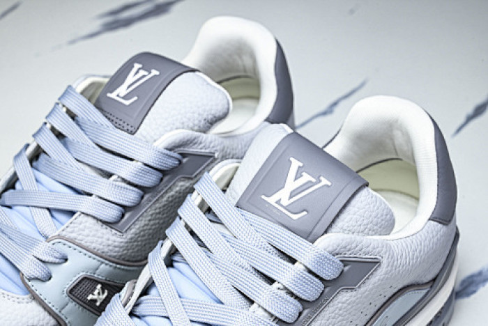 LOVT SNEAKER lv-536