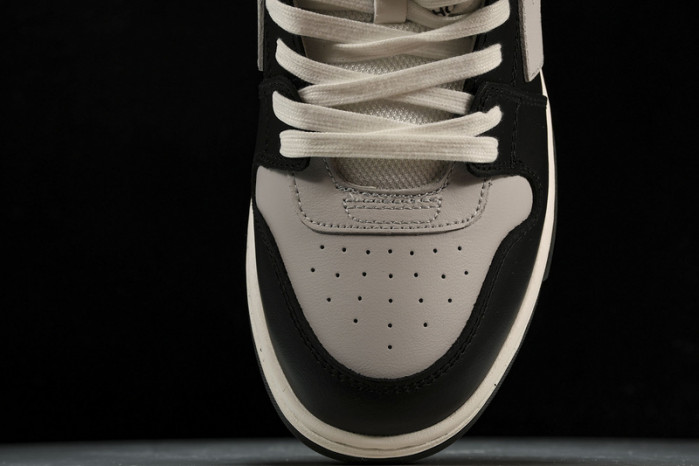 of sneakers ow-17