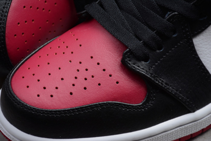 air jordan 1 mid bred toe 554724-066