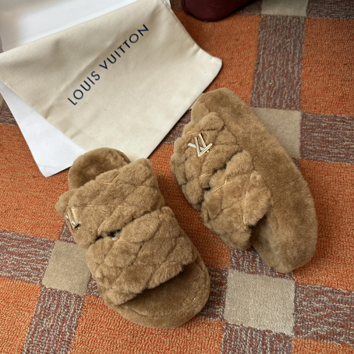 LOVT SANDAL 041562