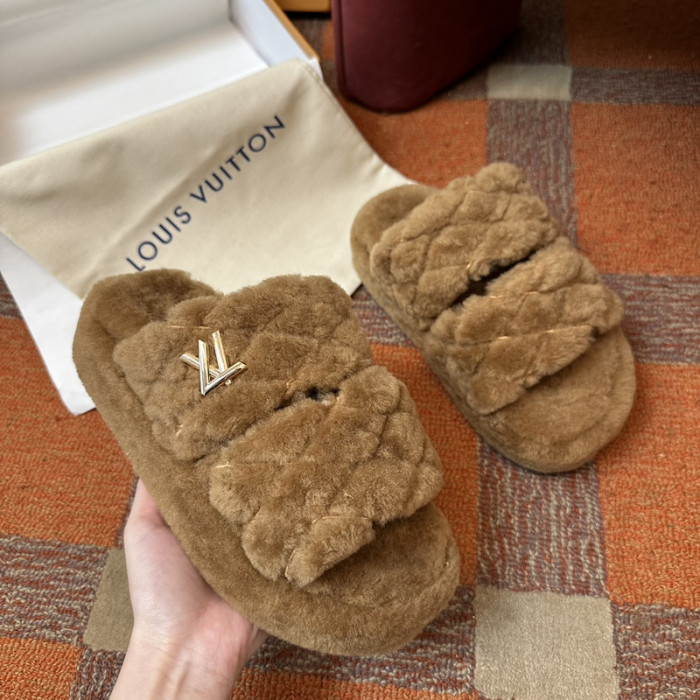 LOVT SANDAL 041562
