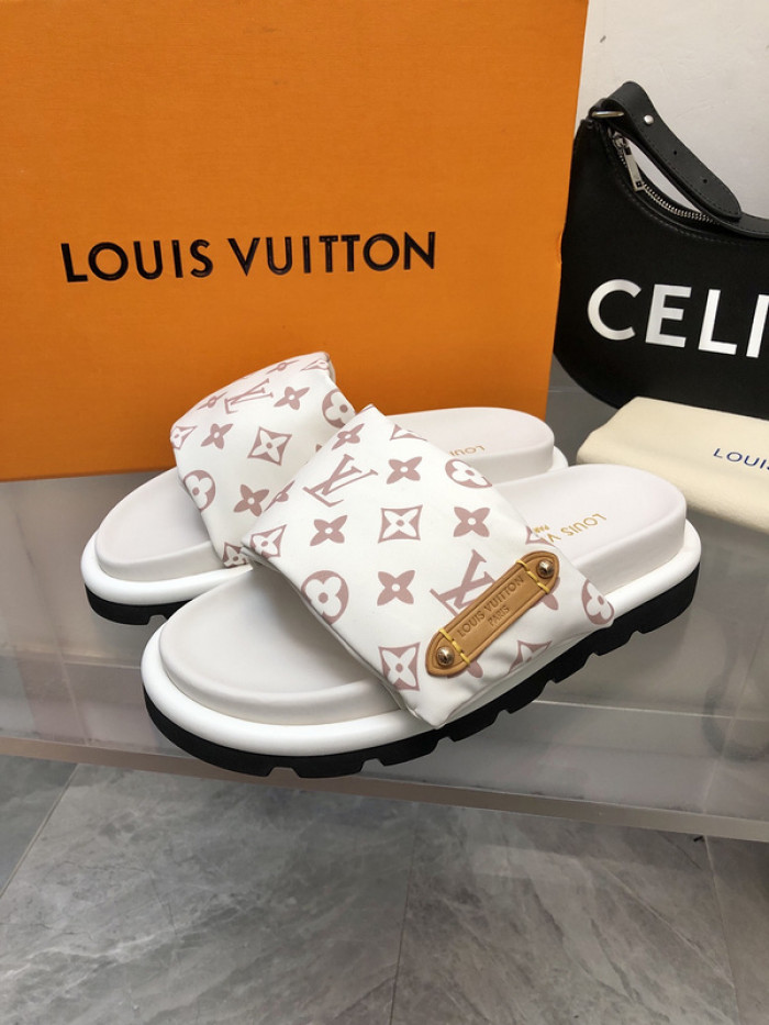 lovt sandal