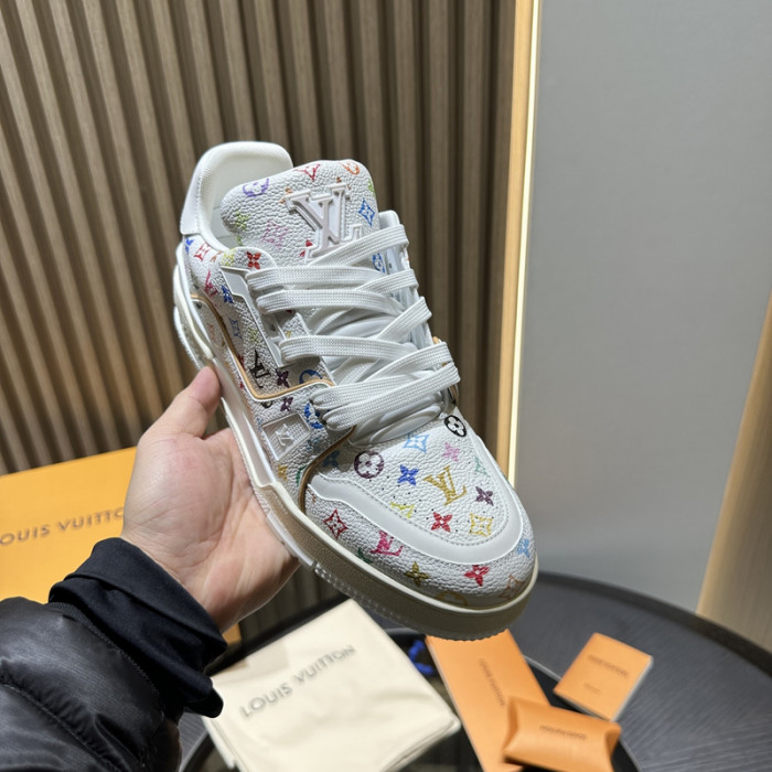 LOVT SNEAKER lv-260