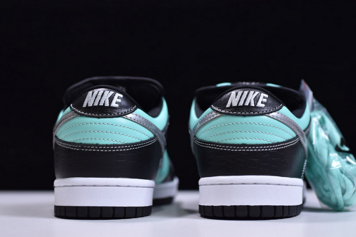 D1am0nd s*pply co. x dunk low pro sb 