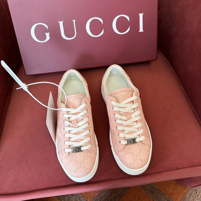 GI ACE EMBROIDERED LOW-TOP SNEAKER 90653