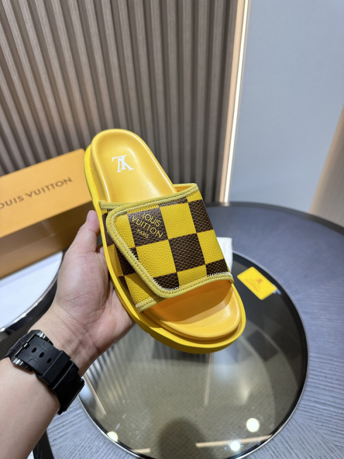 lovt sandal