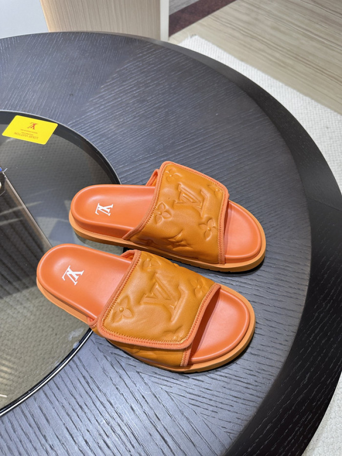 lovt sandal