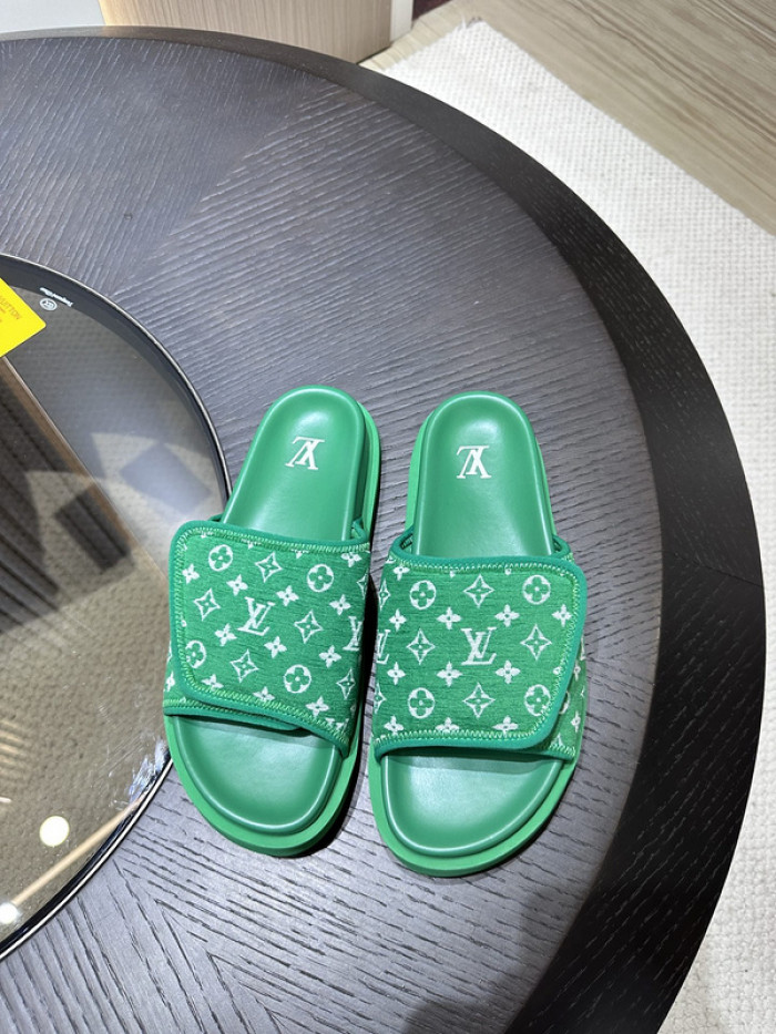 lovt sandal