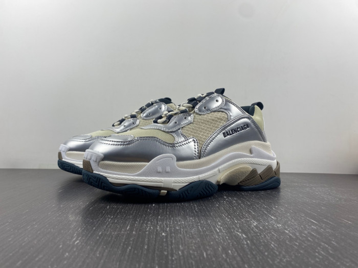 bl triple s trainers sneakers bts-16