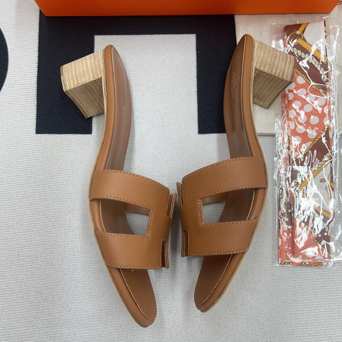 her slides 2306095