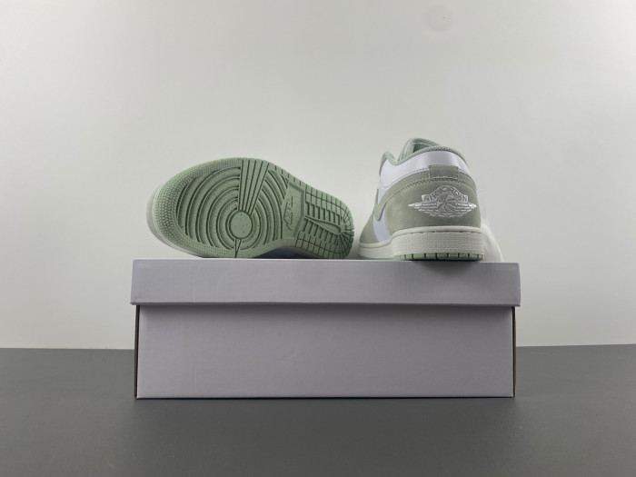 air jordan 1 low “light green” fn5214-131