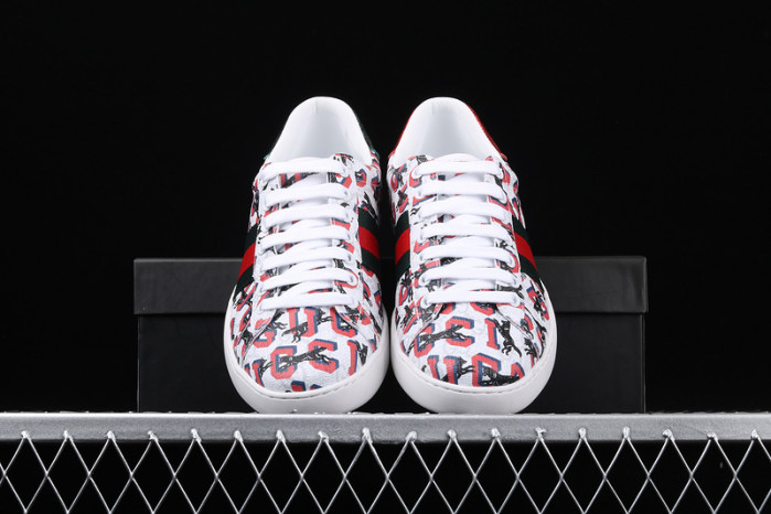 gi ace embroidered low-top sneaker h903p108