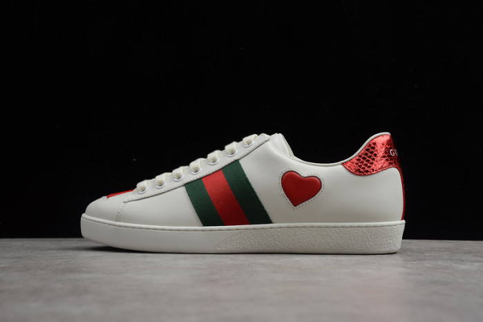 gi ace embroidered low-top sneaker h903p146