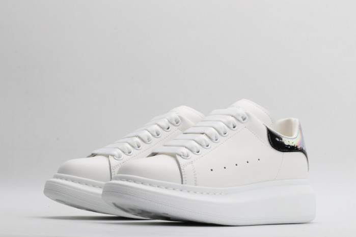alex mcqu sneakers