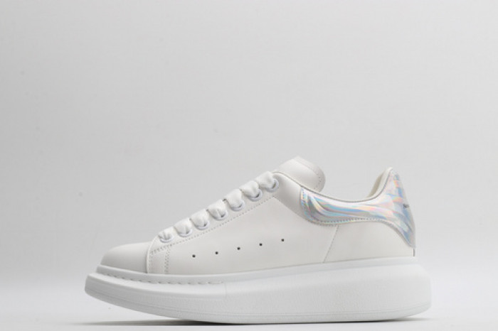 alex mcqu sneakers