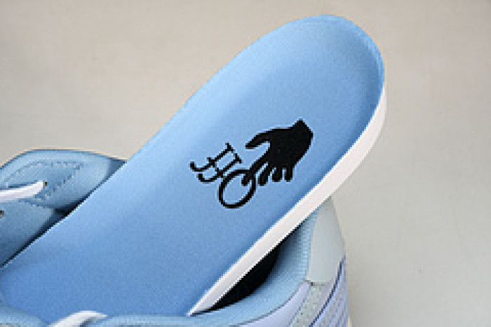 of sneakers ow-09