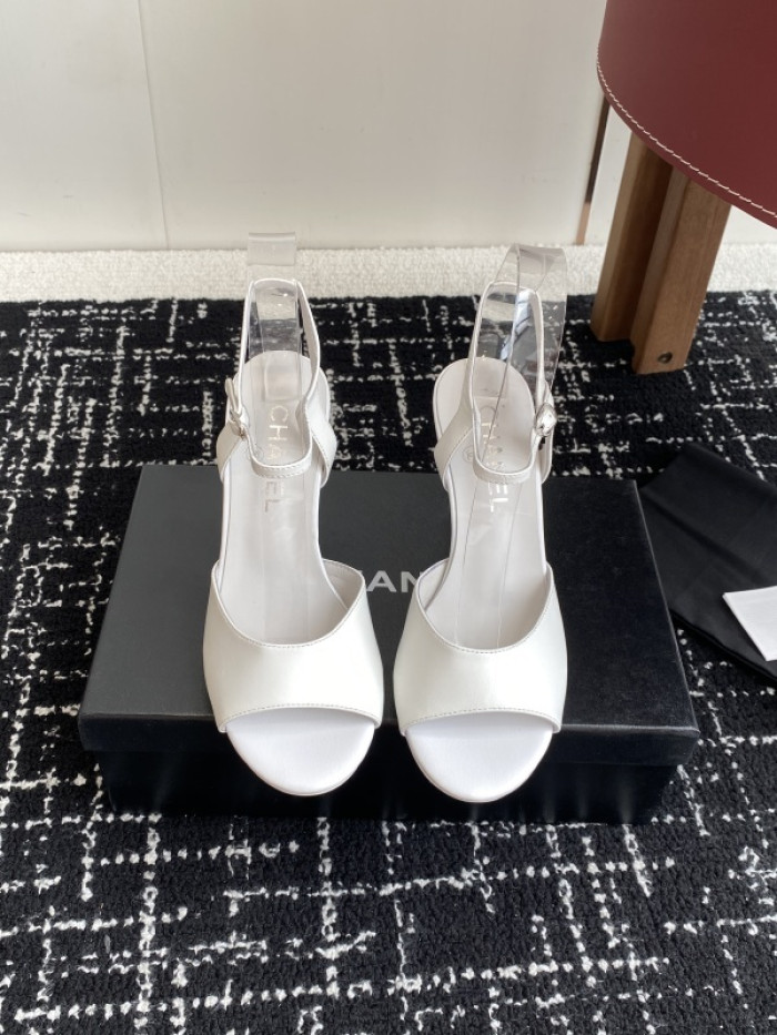 CN SANDALS 2509243