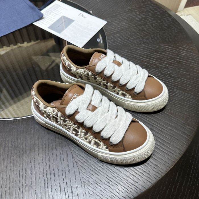 DR B33 LOW-TOP SNEAKERS DR-110