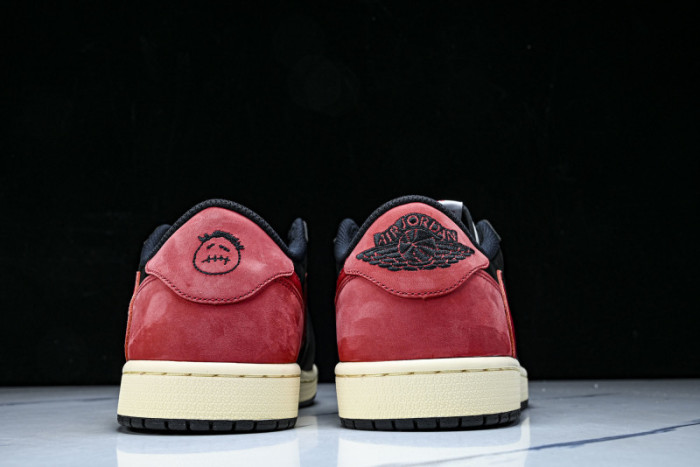 Travis Scott x Air Jordan 1 Low DM7866-061