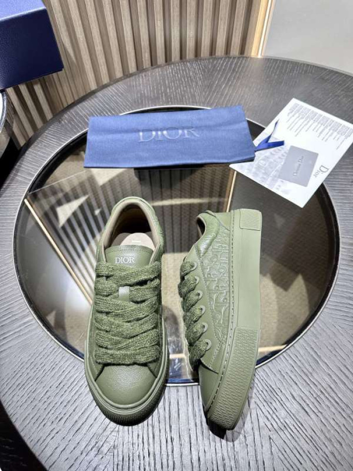 DR B33 LOW-TOP SNEAKERS DR-121