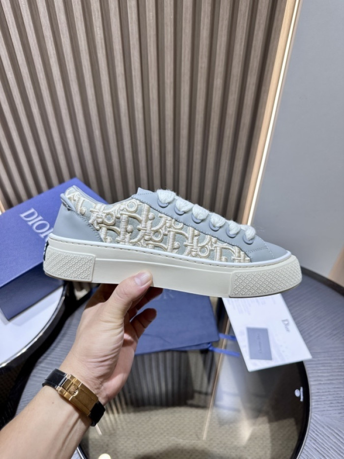 DR B33 LOW-TOP SNEAKERS DR-134